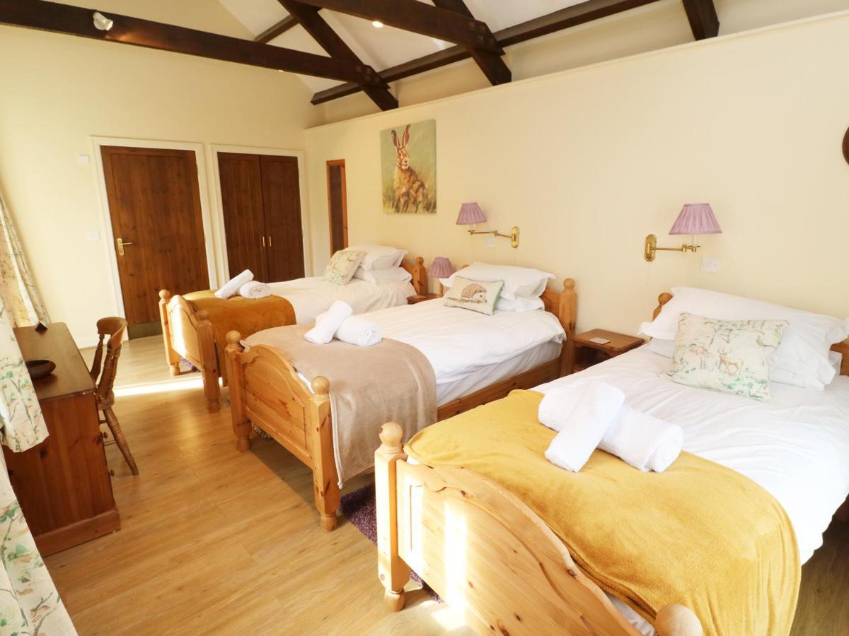 Tregoninny Vineyard And Woodland Farmhouse Truro Exterior photo
