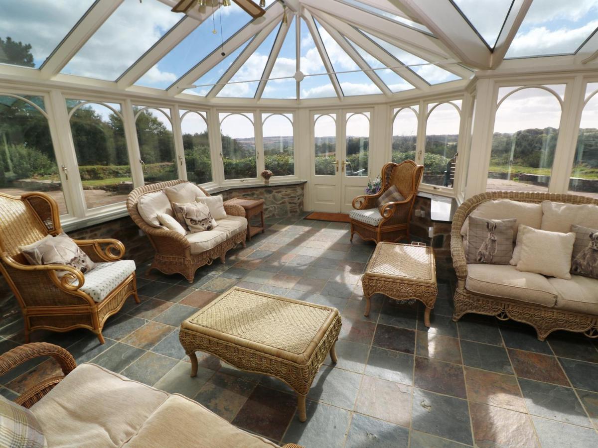 Tregoninny Vineyard And Woodland Farmhouse Truro Exterior photo