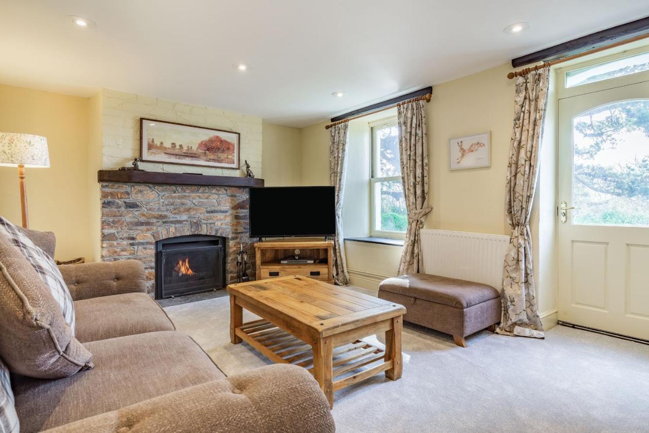 Tregoninny Vineyard And Woodland Farmhouse Truro Exterior photo