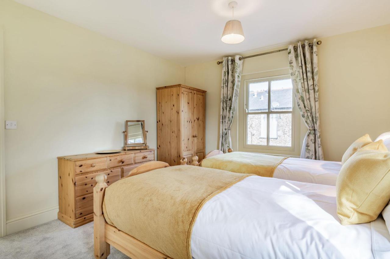 Tregoninny Vineyard And Woodland Farmhouse Truro Exterior photo