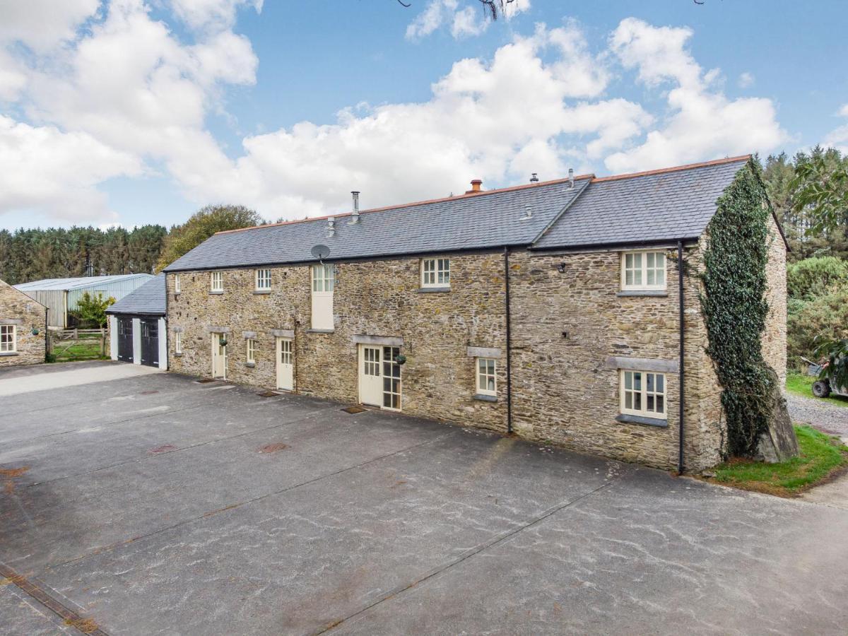 Tregoninny Vineyard And Woodland Farmhouse Truro Exterior photo